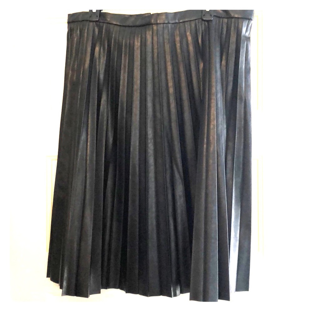 NWT - JCrew pleated faux leather skirt